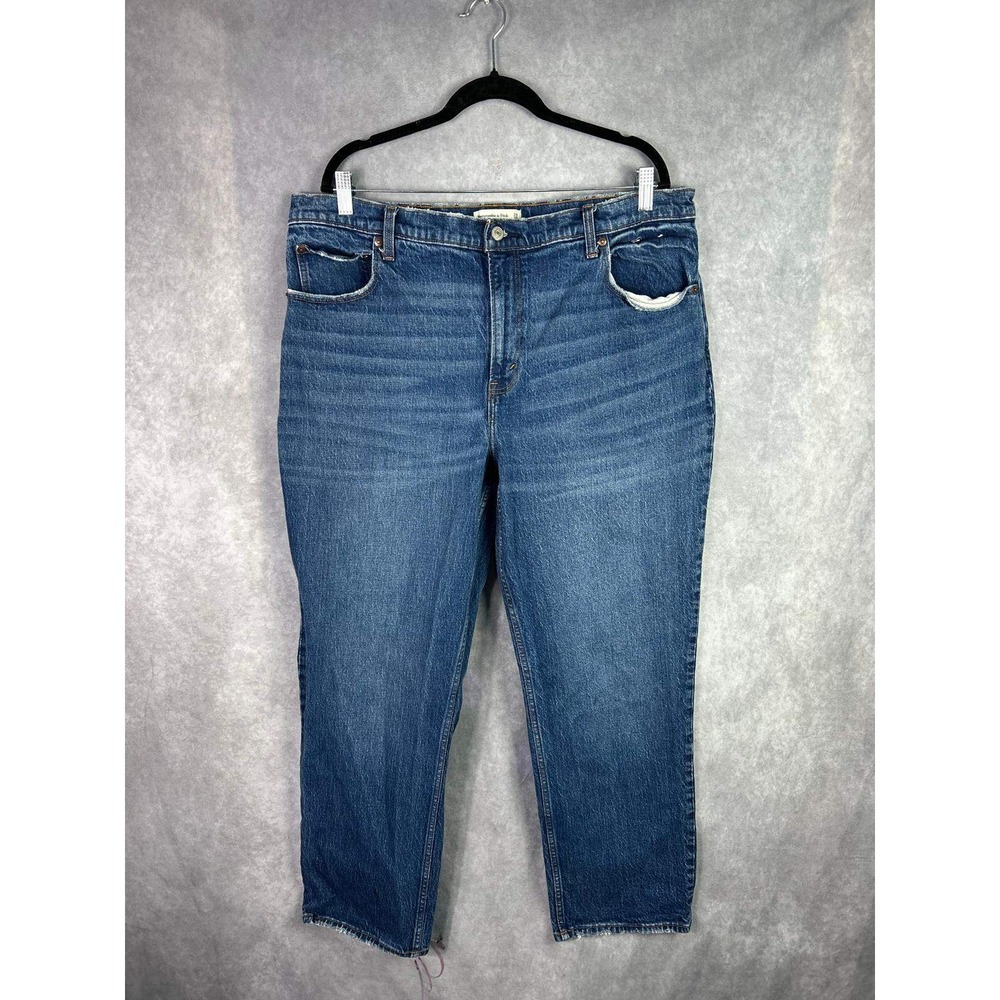 Abercrombie Fitch The 90s Straight Ultra High Rise Jeans Blue Wash Size 34x18